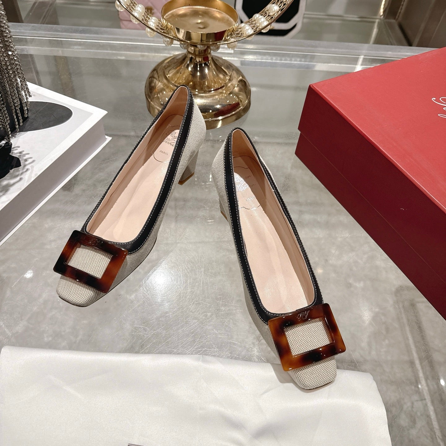 【RV】新款方扣方头凉鞋