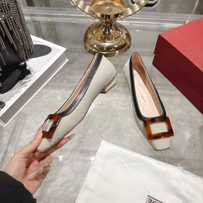 【RV】新款方扣方头凉鞋