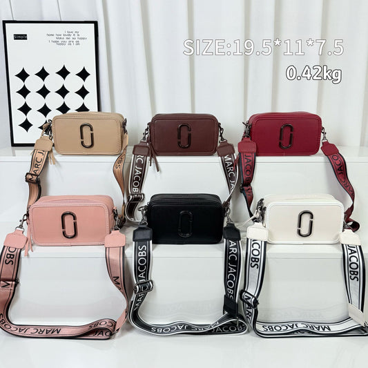 2025 New Minimalist Fashion Crossbody Bag - European American Style Camera Bag for Women, Single Shoulder Armpit Bag Lightweight